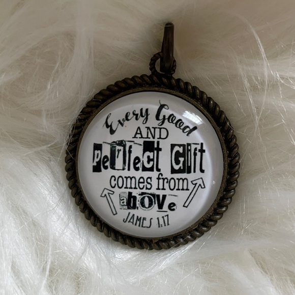 PLUNDER Design inspirational pendant - Picture 1 of 2